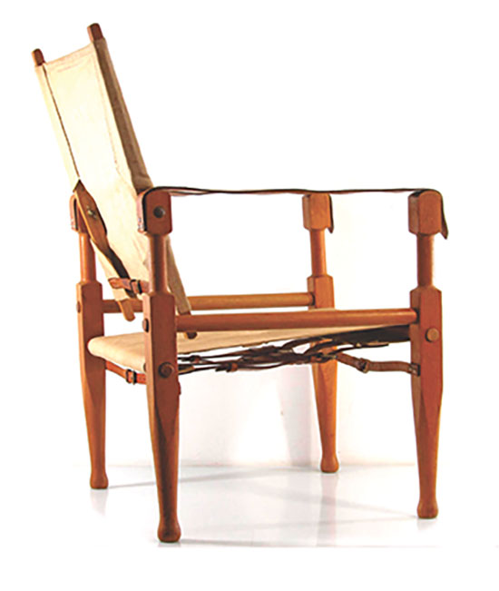 Švajcarski dizajner Vilhelm Kincle 1928. godine je razvio svoju verziju stolice “Roorkhee” za kompaniju “Wohnbedarf”.