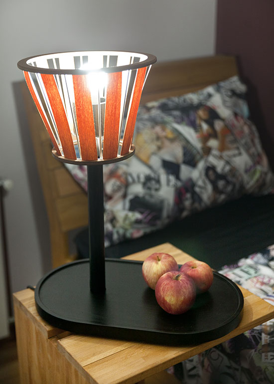 Wood Mood Design - lampa, Lampa Tacna se može koristiti kao tanjir za voće, postolje za nakit ili kao stočić na podu ili krevetu