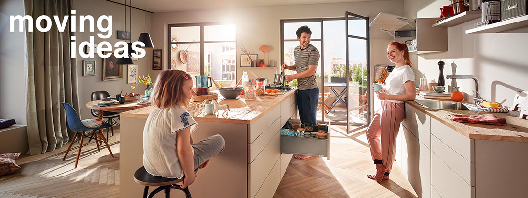 Moving Idea - Blum